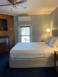 Somerset House Inn - 23
