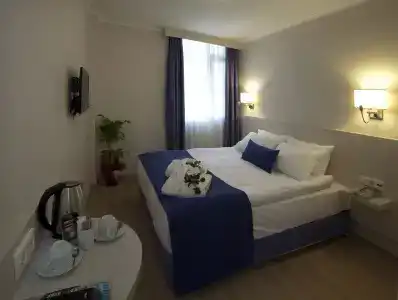 Walk In - 23