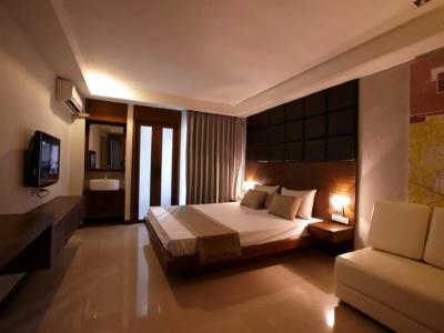 The Bangkok Cha Cha Suite - 0