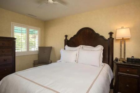 Franciscan Inn & Suites - 63