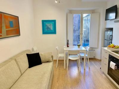 Regis Condo - 43