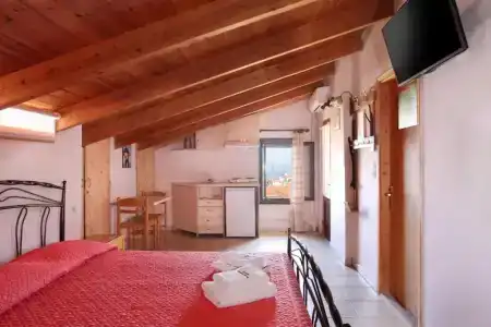 Monemvasia Green - 81