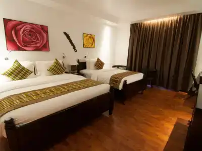 La Rose Suites - 95