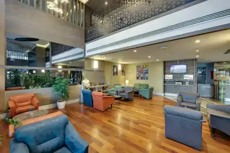 Ramada by Wyndham Istanbul Old City - 1