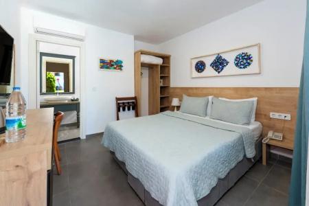 Kefi Beach & Suites - 51