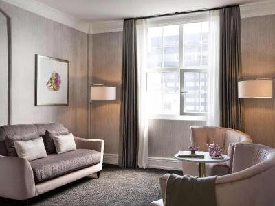 Fable, MGallery - 105