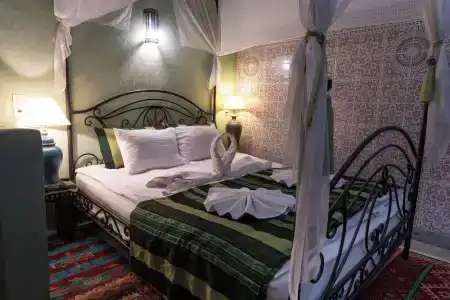 Riad Losra - 59