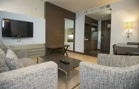 Sukhumvit Suites - 100