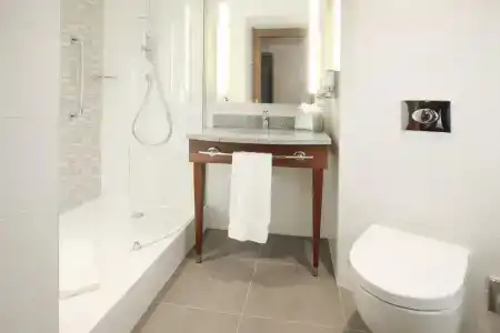 Hampton By Hilton Belfast City Centre - 30