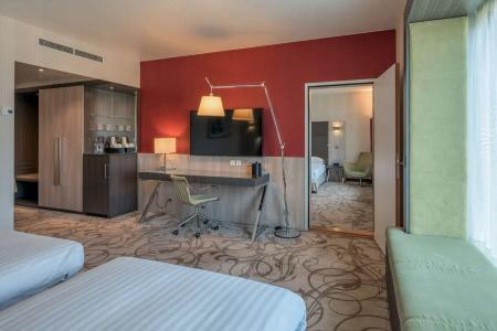 Hilton Geneva and Conference Centre - 45
