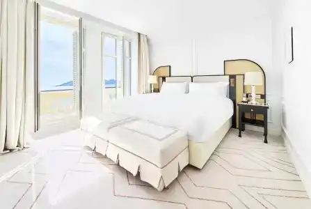 InterContinental Carlton - 53