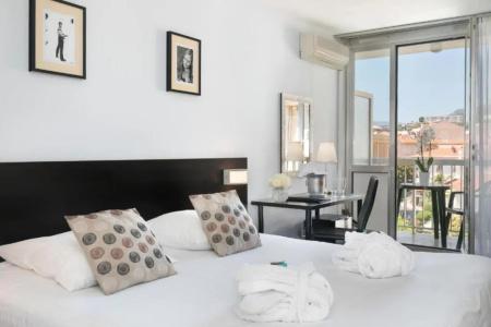 Best Western Mediterranee Menton - 72