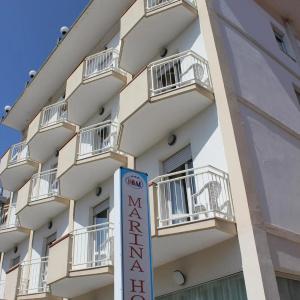 Marina - 24