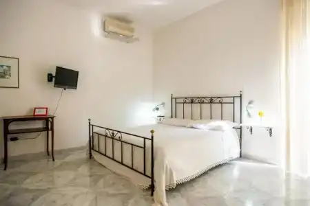Bed and Breakfast Sofia - 9