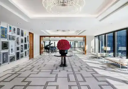 The Langham Chicago - 9