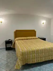 La Scalinata di Chiaia - 28