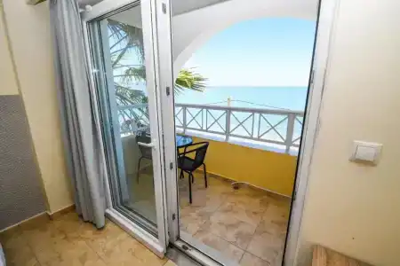 Nefeli Beach - living by the sea - 63