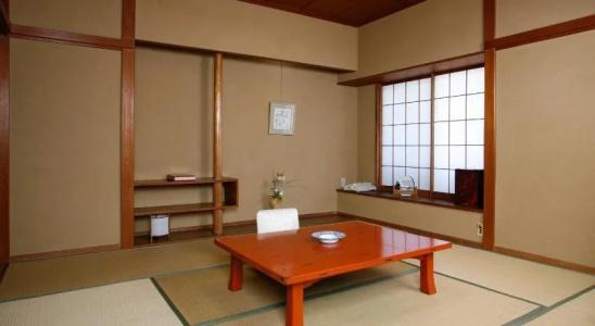 Kamata - 2