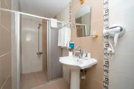 Aperion Beach - 5