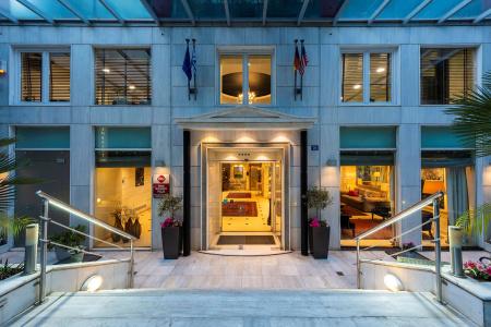 Best Western Plus Embassy - 21