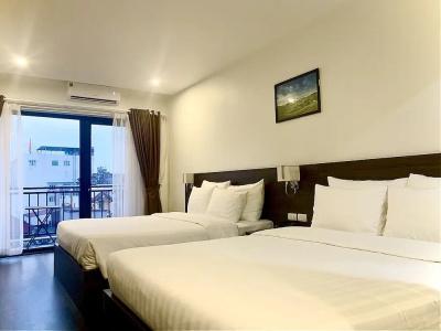 Paragon House and Residence - 4