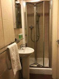 Oyo The Regency - 46