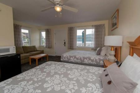 Marine Village - 64
