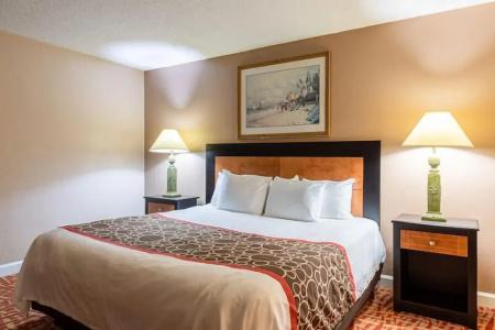 Sundial Inn - 14
