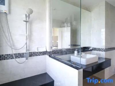 Seastar Properties - 32