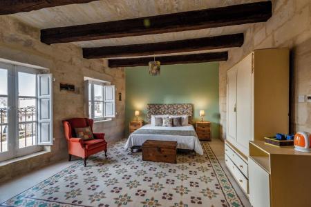 The Stonehouse - 32