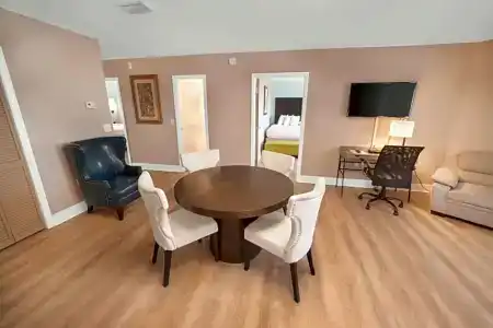 Best Western Beach Inn - 67