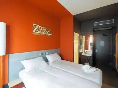 Ibis Budget Bilbao City - 37