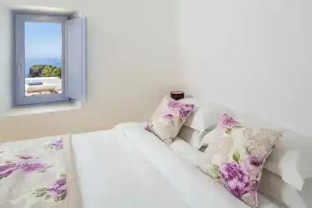 Astra Suites - 330