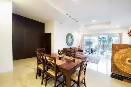 Oriental Beach Pearl - 241