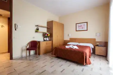 Ihs Milano ApartArgonne Park - 4