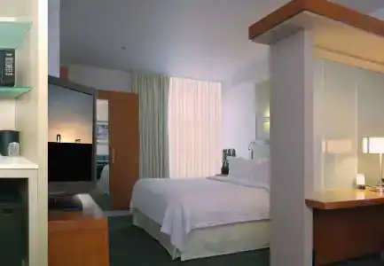 SpringHill Suites by Marriott Las Vegas North Speedway - 7