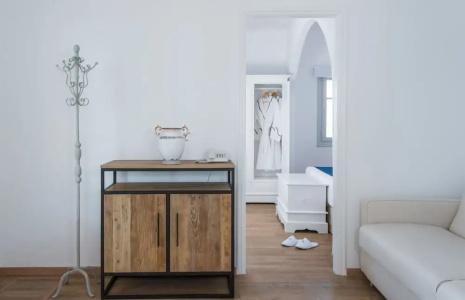 Four Seasons Hydra Luxury Suites - 81