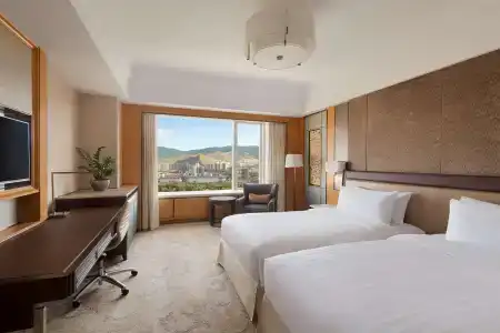 Shangri-La - 3