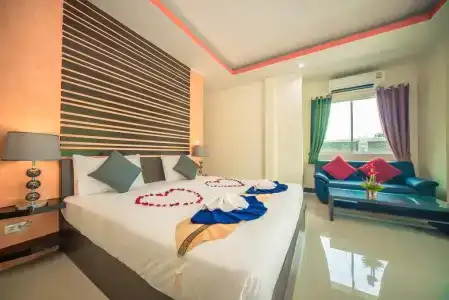 Santiphap Villa & - 1