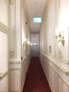 Amts-Apotheke - 10