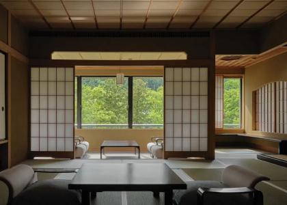 Yamanakaonsen Hanamurasaki - 33