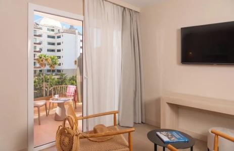 Aqua Montagut Suites 4*Sup - 43