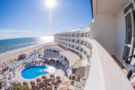 Ons Oceanfront - 75