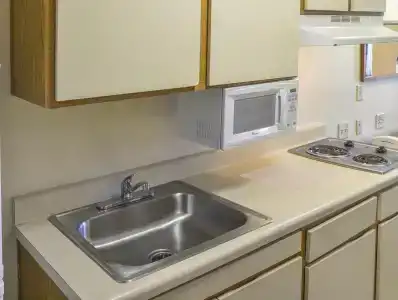 WoodSpring Suites Houston I-45 Airtex - 12