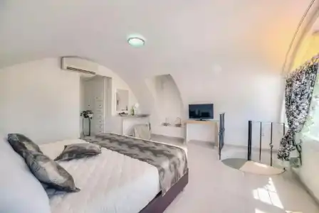 Villa Olympia - 124