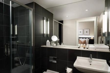 The Resident Soho - 11