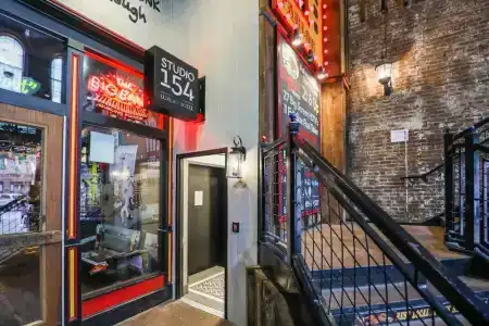 Studio 154 Luxury - 41