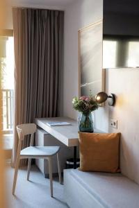 Victoria & Residence - 66
