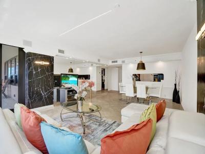 The Alexander All Suites - 127