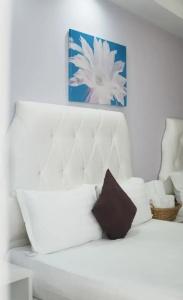 Flower Residence - 125
